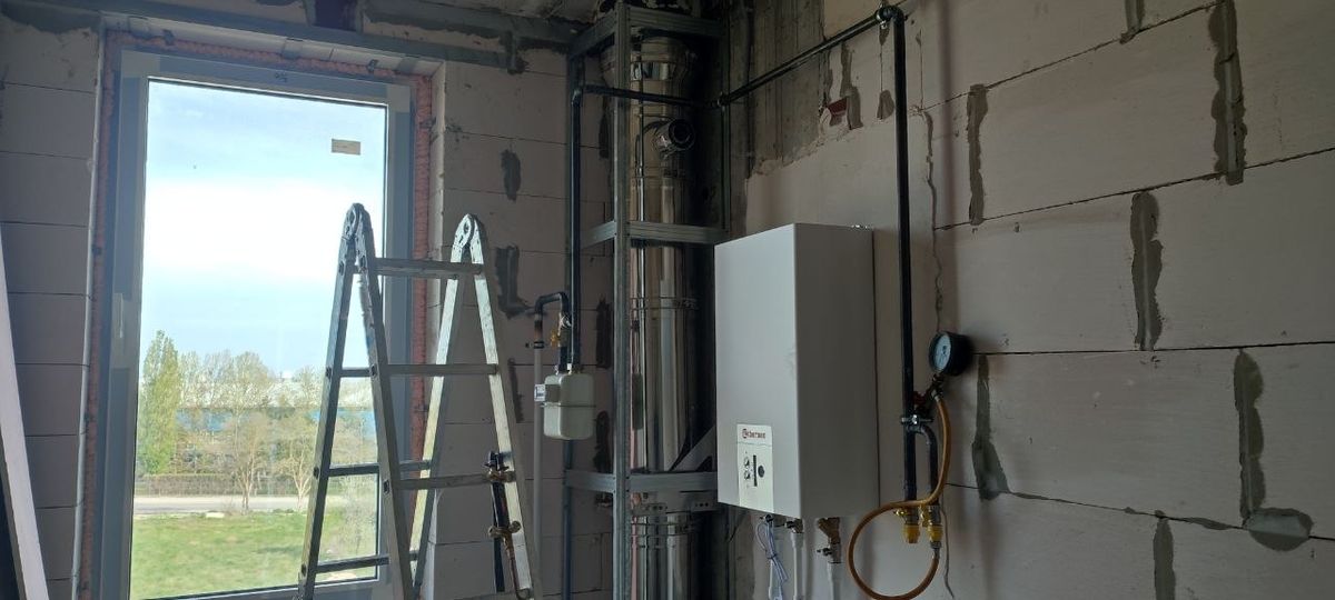 Газовый котёл и оборудование в частном доме